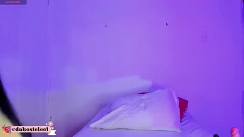 dakostelee1_ online show from 10.08.25