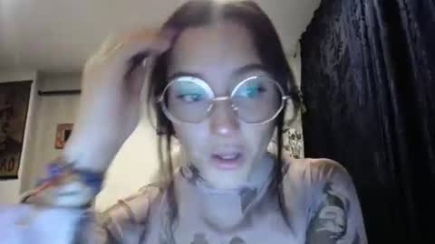 Snapshot of dakota01_ chatting on 02.14.25 IG dakotasofiaa online show from 02.14.25