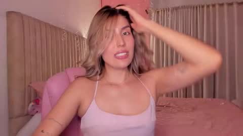 Helloo HAPPY NEW YEAR  Ill be back soon   online show from 02.08.26