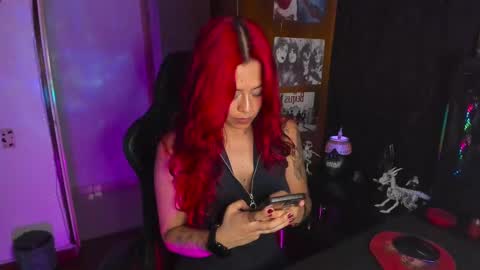 Snapshot of dakota_crab chatting on 02.27.25 Dakota Crab online show from 02.27.25