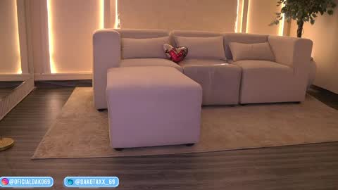 Snapshot of dakota_leex chatting on 05.21.26 dako online show from 05.21.26