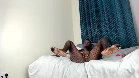 dakota_pariss online show from 06.07.26