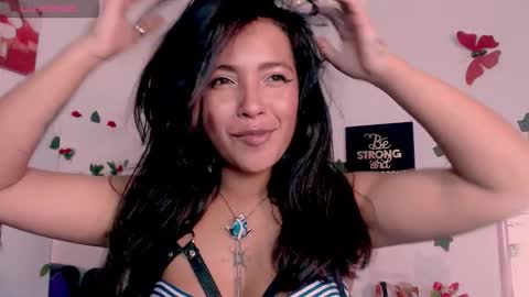 Caroliina online show from 09.29.25