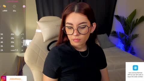 dakottaa__ online show from 12.21.24