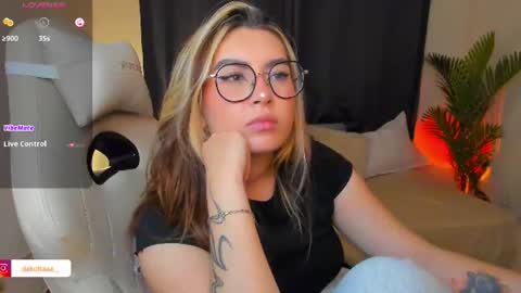 dakottaa__ online show from 07.11.26