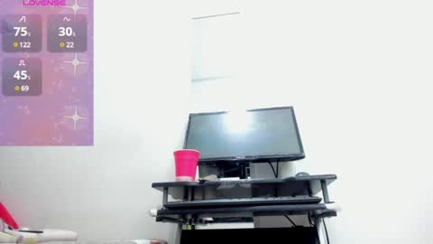  Ren  online show from 12.22.24