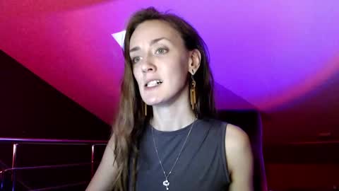 Snapshot of dalia_peach chatting on 01.05.25 Dalia online show from 01.05.25