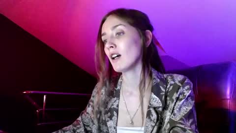 Snapshot of dalia_peach chatting on 01.23.25 Dalia online show from 01.23.25
