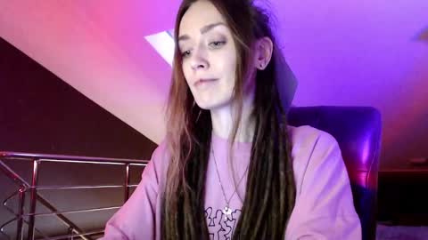 Snapshot of dalia_peach chatting on 01.25.25 Dalia online show from 01.25.25
