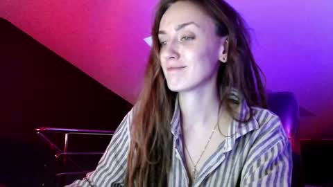 Snapshot of dalia_peach chatting on 01.26.25 Dalia online show from 01.26.25