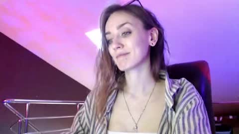 Snapshot of dalia_peach chatting on 02.03.25 Dalia online show from 02.03.25