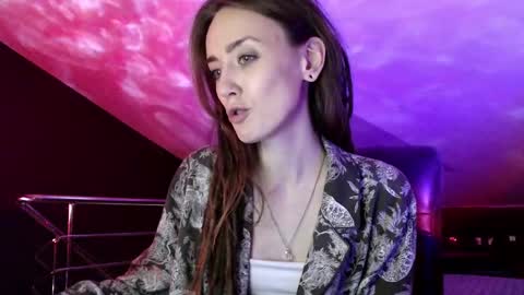 Snapshot of dalia_peach chatting on 02.14.25 Dalia online show from 02.14.25