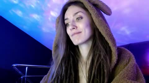 Snapshot of dalia_peach chatting on 02.20.25 Dalia online show from 02.20.25