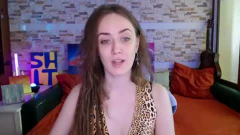 Snapshot of dalia_peachy chatting on 07.27.26 Dalia online show from 07.27.26