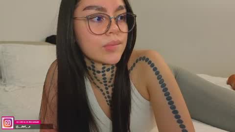 Snapshot of daliapunkt chatting on 06.12.26 Dalia online show from 06.12.26