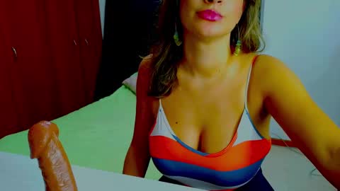 Snapshot of dalila_sexxx chatting on 09.10.25 Dalila online show from 09.10.25