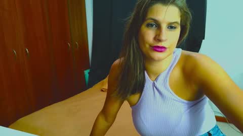 Snapshot of dalila_sexxx chatting on 09.30.25 Dalila online show from 09.30.25