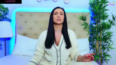 daliyaa_ online show from 01.06.26