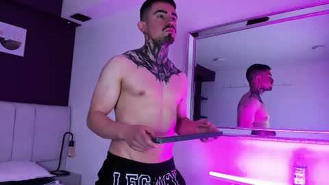 Dallas whitee online show from 02.19.26