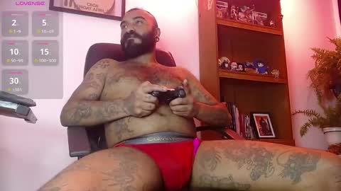 Snapshot of damian_darkside_ chatting on 04.21.26 Damian online show from 04.21.26