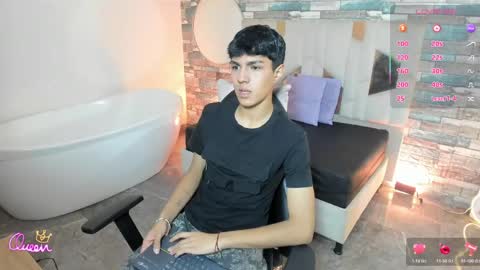 Snapshot of damian_tay chatting on 05.18.26 damian_tay online show from 05.18.26