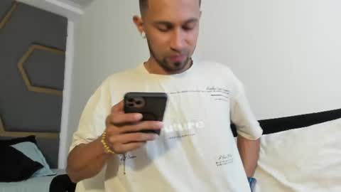 Snapshot of damianlux_ chatting on 06.16.26 damianlux_ online show from 06.16.26