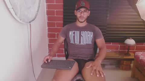 Snapshot of damiann_rees chatting on 01.15.25 instagram damiannreed. online show from 01.15.25