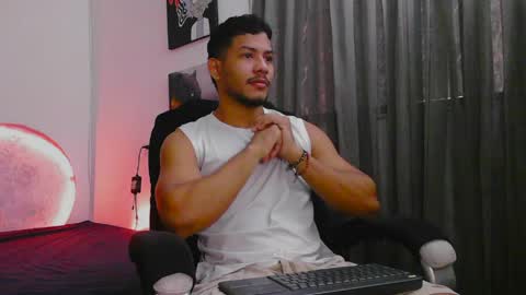 Snapshot of damiann_rees chatting on 04.01.26 instagram damiannreed. online show from 04.01.26