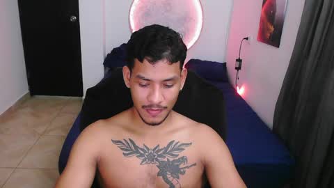 Snapshot of damiann_rees chatting on 04.10.26 instagram damiannreed. online show from 04.10.26