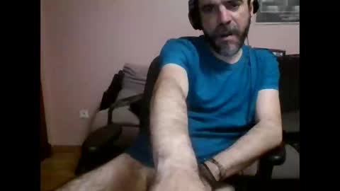 Snapshot of damianour chatting on 02.12.25 damianour online show from 02.12.25