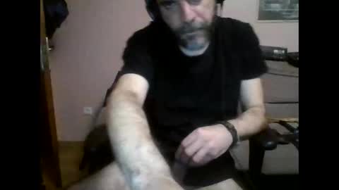 Snapshot of damianour chatting on 02.24.25 damianour online show from 02.24.25