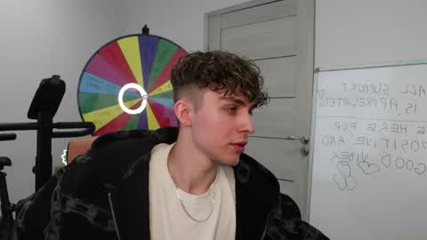 DAMIEN DALLAS online show from 06.04.26