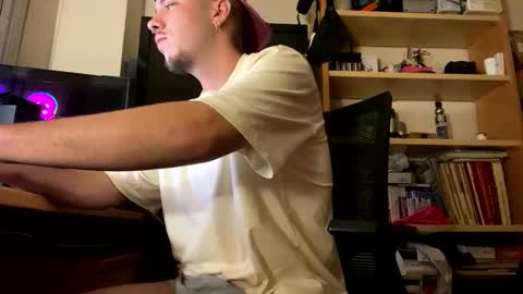 damncore online show from 10.11.25