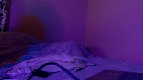 Snapshot of damnnova1 chatting on 04.09.26 Nova online show from 04.09.26