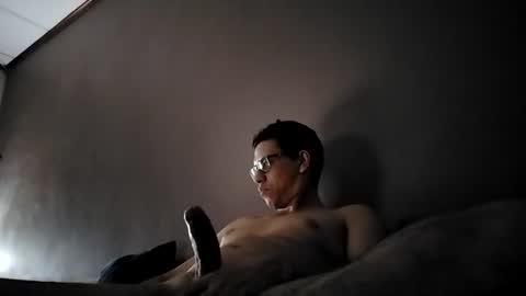 Snapshot of damnsexy0102 chatting on 06.15.26 DamnSexy0102 online show from 06.15.26