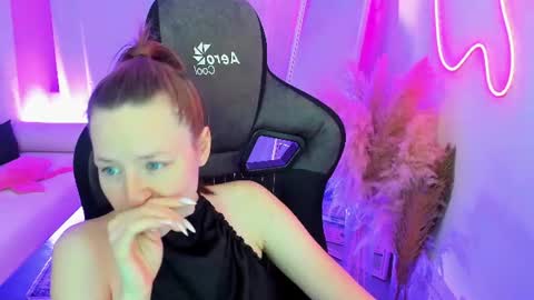 Snapshot of damnwitchh chatting on 07.28.26 damnwitchh online show from 07.28.26