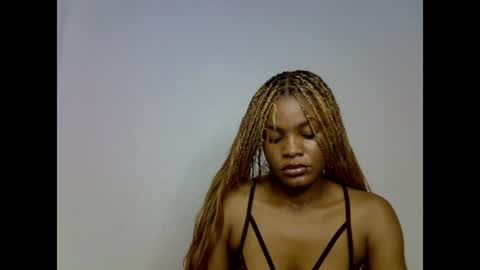 Leah online show from 07.08.26