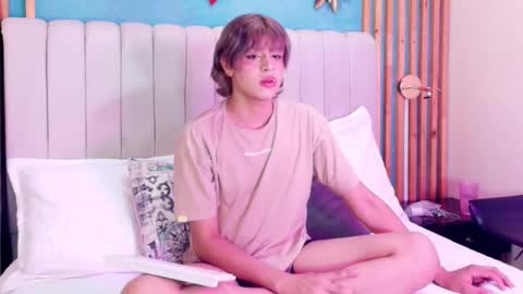 D A N online show from 02.22.26