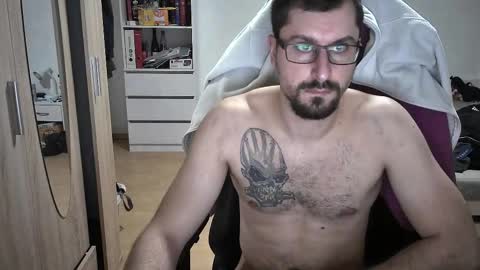 King Dan online show from 03.05.25