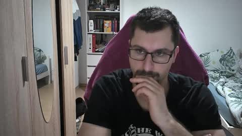 King Dan online show from 10.30.25