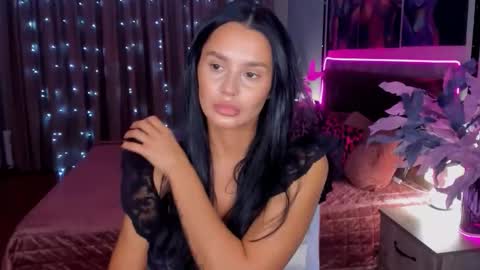 DanaMiers online show from 11.17.25