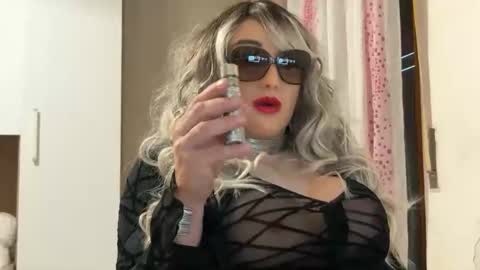danastone_livingdoll online show from 05.19.26