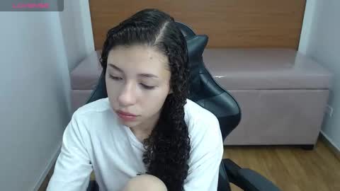 Danatella  online show from 12.21.25