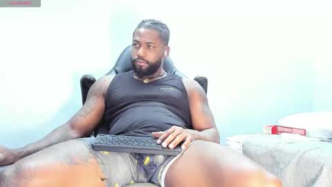 Snapshot of dancelwashington chatting on 11.02.25 Dancel online show from 11.02.25