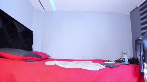 Snapshot of dancelwashington chatting on 02.21.26 Dancel online show from 02.21.26