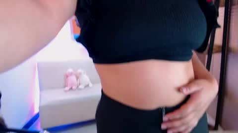 Veronica online show from 04.20.26