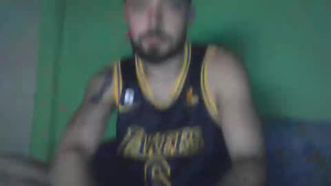 dani3l9905 online show from 12.22.25