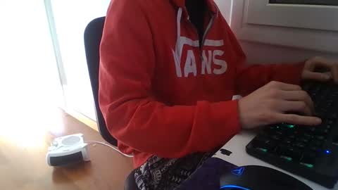 Snapshot of dani___98 chatting on 11.10.25 dani___98 online show from 11.10.25