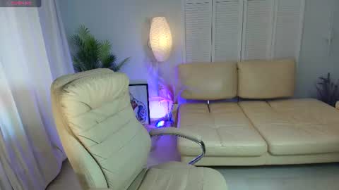 dani_kittys online show from 06.25.26