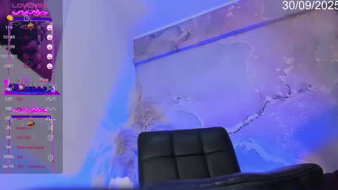 Snapshot of dani_sweet_ts chatting on 09.30.25 Dani online show from 09.30.25